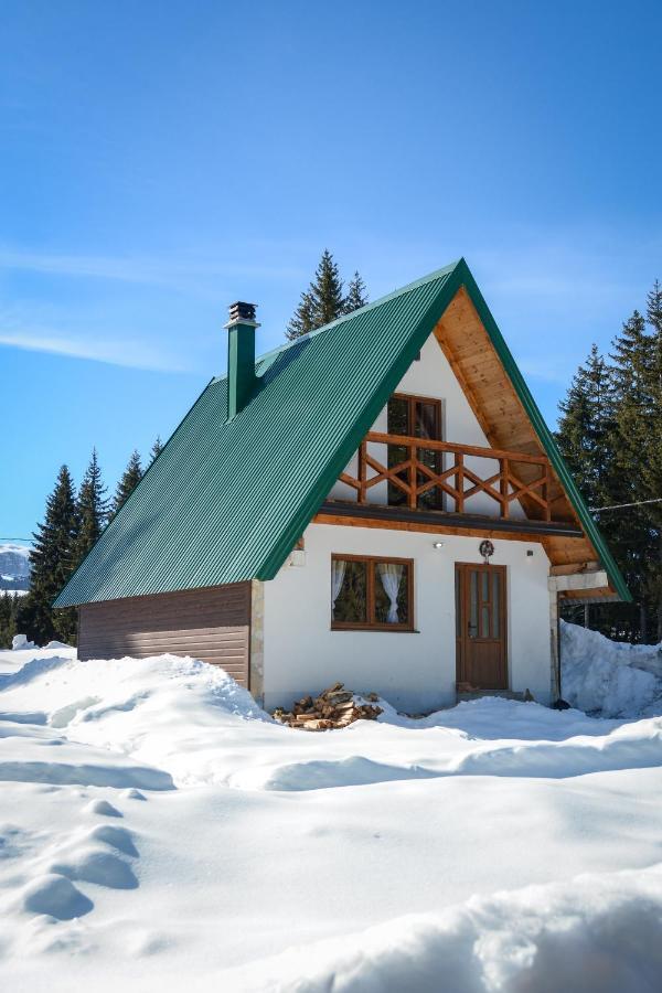 Ville Uskoci Zabljak  Bagian luar foto