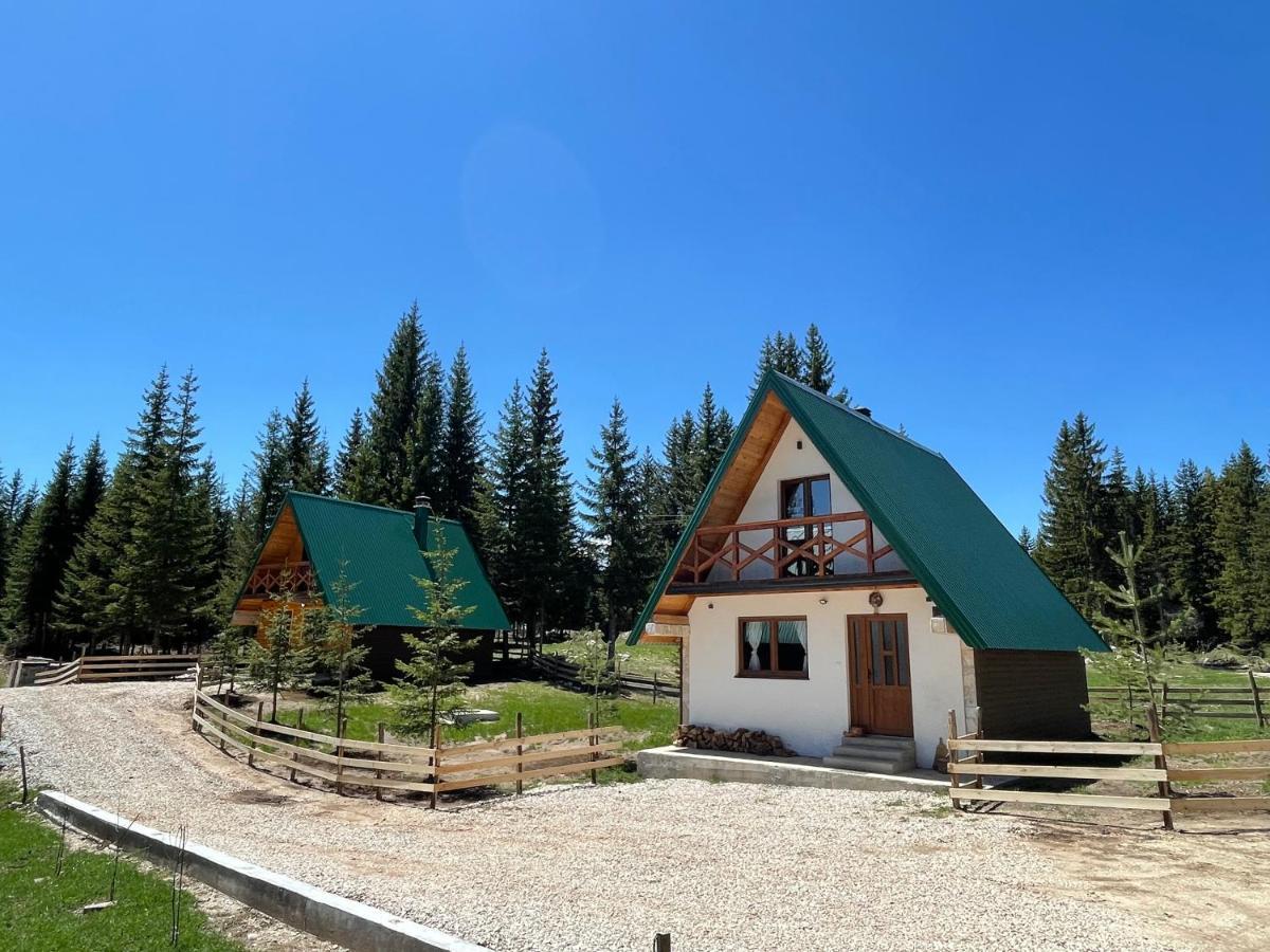 Ville Uskoci Zabljak  Bagian luar foto