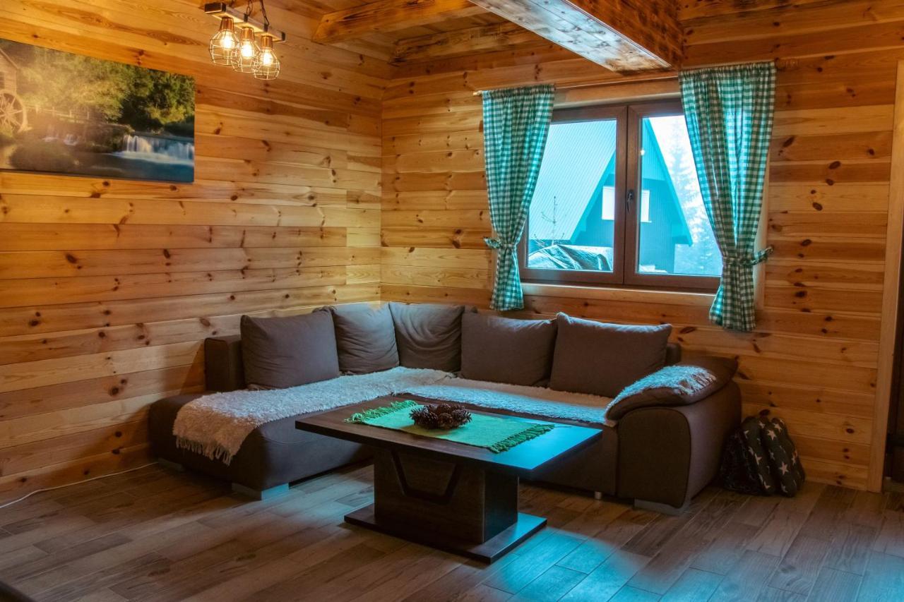 Ville Uskoci Zabljak  Bagian luar foto