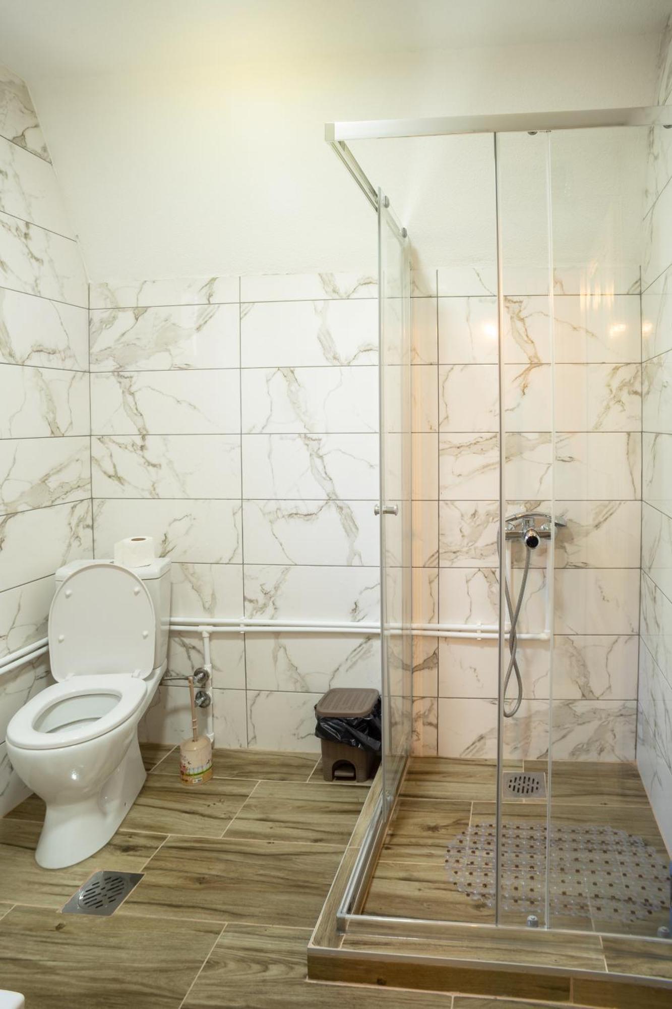 Ville Uskoci Zabljak  Bagian luar foto